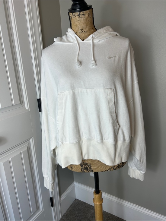 Nike Tops - Nike Women’s Cream White hoodie Sweatshirt